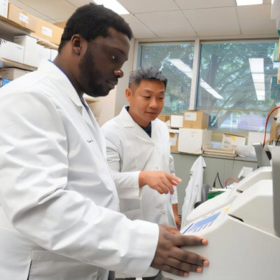Scientists Develop Nanoparticle Delivery System to Target Blood Cancer Cells