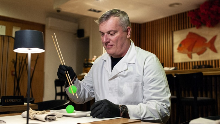 Shaping Ccarbon Fiber with Electricity