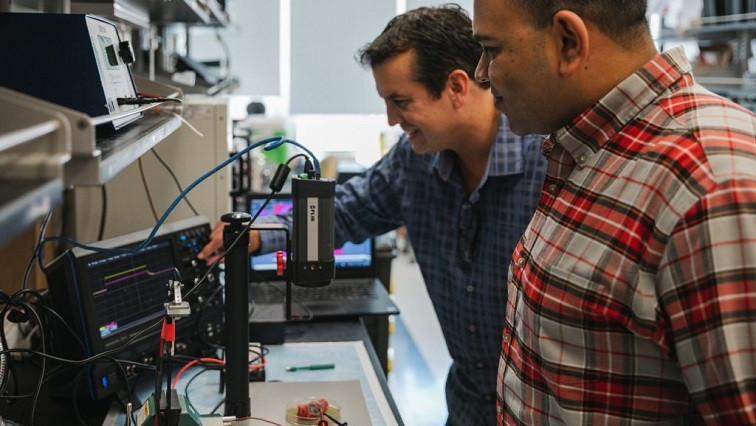 Alumnus and Engineer Collaborate on 3D Printing to Advance Microfluidic Systems