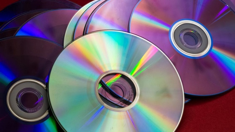 Thinnest CD-RW: Atomic-Scale Data Storage Possible