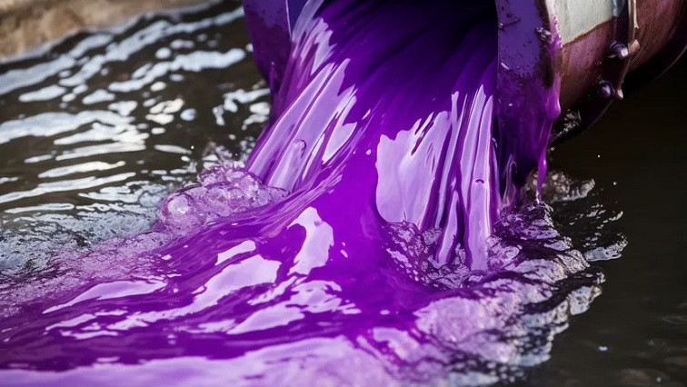 Nanofibers Rid Water of Hazardous Dyes