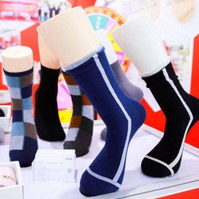 Zhejiang Xenfang Develops Graphene-enhanced Socks with >90% Antibacterial Effect