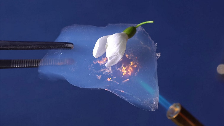 New Aerogel Maintains Functionality, Superelasticity at Extreme Temperatures