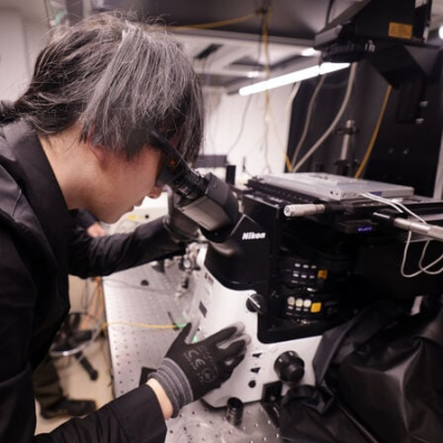 Nano-switch Achieves First Directed, Gated Flow of Excitons