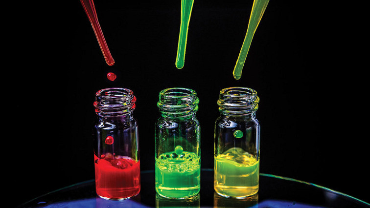 Cheap, Nontoxic Carbon Nanodots Poised to Be Quantum Dots of The Future