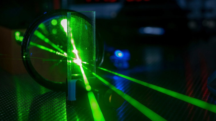 Nano-focused X-ray Laser Enables Scientists to Picture the Unpicturable!