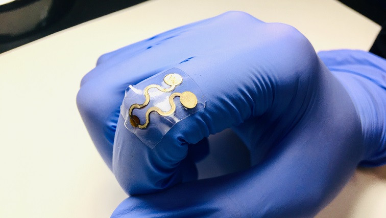 An Improved Wearable, Stretchable Gas Sensor Using Nanocomposites