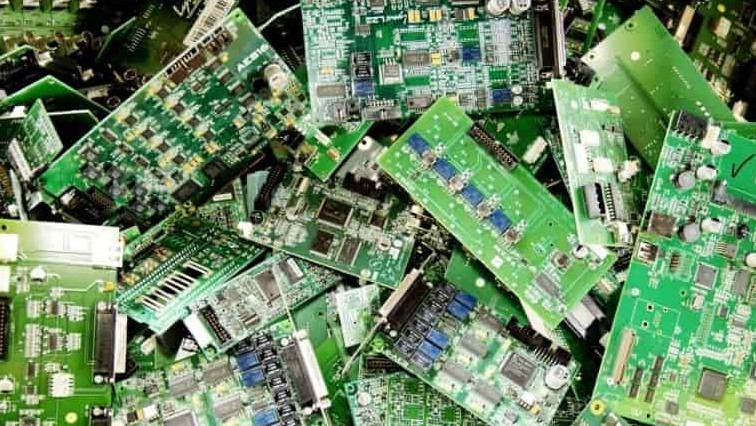 Scientists Gain Insight into Recycling Processes for Nuclear and Electronic Waste