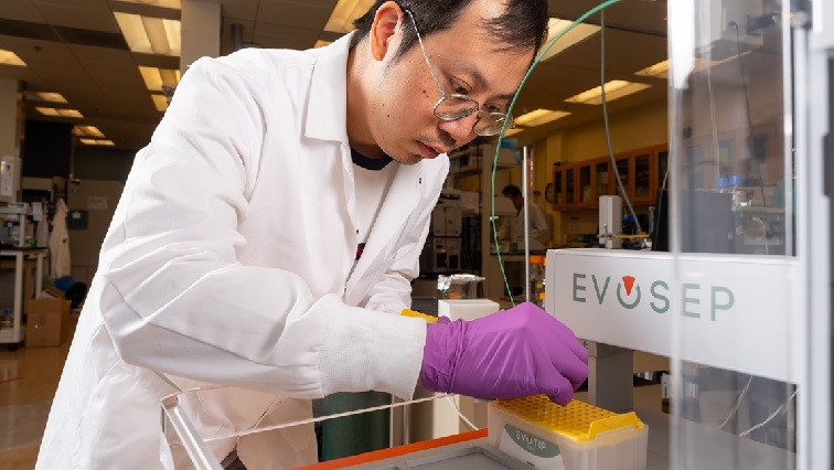 New Method Probes Cancer Cell Messengers that Weaken Immune System