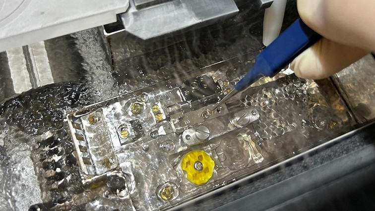 Cool New Imaging Method of Frozen Solvents Shows Elemental Distributions in Nanomaterials