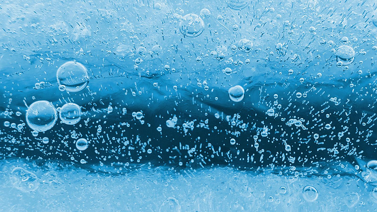 A Chilling Discovery: The Surprising Flexibility of Ice