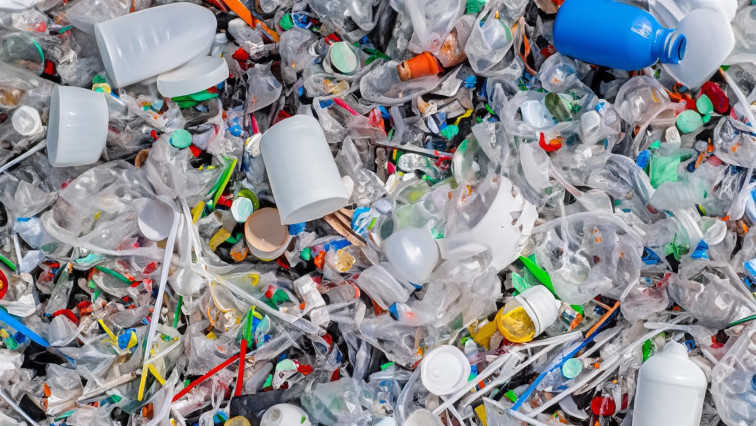 Surface-engineered ZnO Nanocrystals to Tackle Perfluoroalkyl Substance Contamination