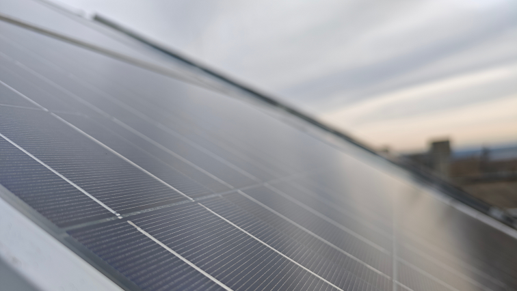 Sustainable Production of High-quality Perovskite Solar Cells