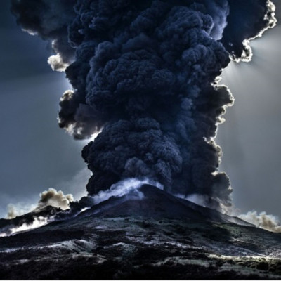 Research Finds Tiny Bubbles Tell Tales of Big Volcanic Eruptions