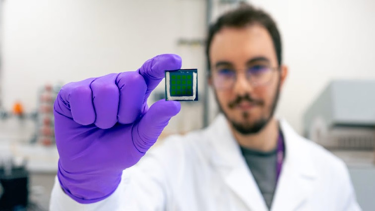 INL Researchers Boost Efficiency of Ultrathin Solar Cells