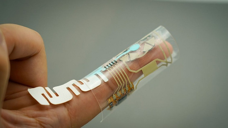 Finger Wrap Uses Sweat to Provide Health Monitoring at Your Fingertips—Literally