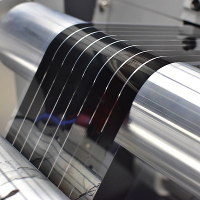 MIT-Linked Startup Develops Peel-and-Stick Solar Films for Walls and Roofs