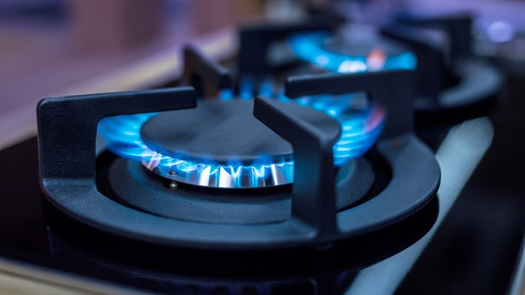 You May Be Breathing in More Tiny Nanoparticles from Your Gas Stove Than from Car Exhaust