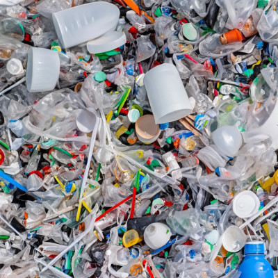 Surface-engineered ZnO Nanocrystals to Tackle Perfluoroalkyl Substance Contamination