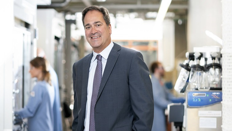 Chad Mirkin Receives IET Faraday Medal for ‘Contributions that Helped Define the Modern Age of Nanotechnology’