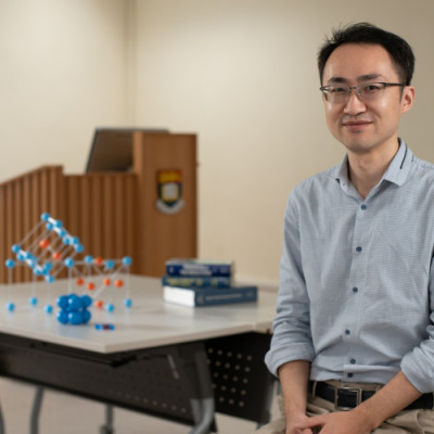 HKU Chemists Create the MicroSpine with Shape-transforming Properties for Targeted Cargo Delivery at Microscale