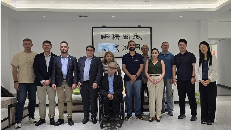 Delegation from the Federal University of Uberlândia and Embrapa Visits NCNST