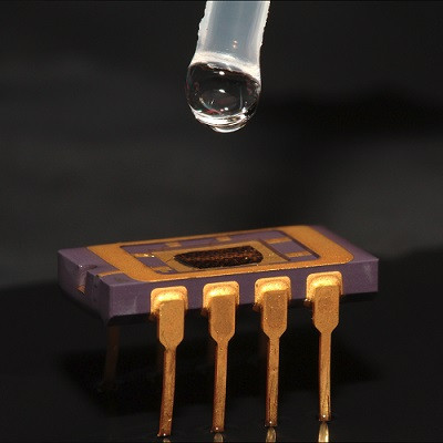 UB Researchers Report Quantum-Limit-Approaching Chemical Sensing Chip