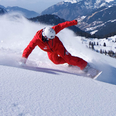 Dynamic Wax Upends Toxic Ski Wax Industry with Base-penetrating Nanotechnology