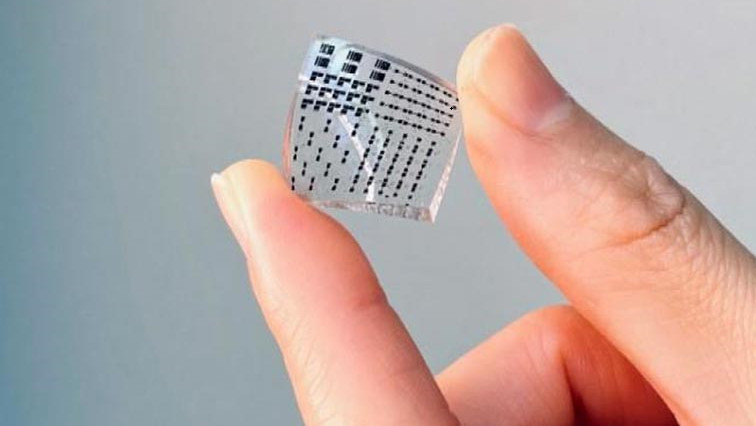 First Electronic Skin with a Mesh Structure for Long-term Attachment with No Discomfort