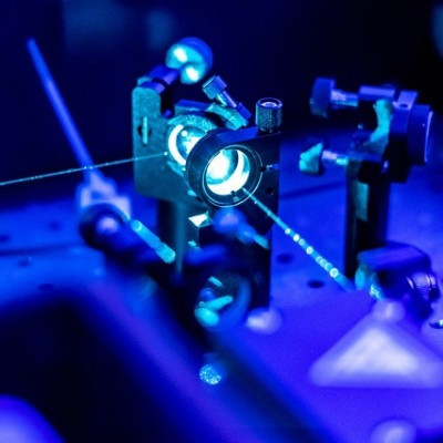 New Blue Light Technique Could Enable Advances in Understanding Nanoscale Technologies