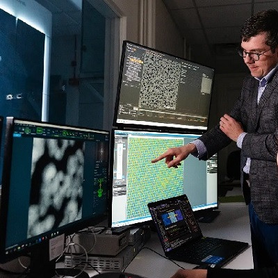 AI-Guided Electron Microscope Provides Unique Glimpse Into the World of MXenes