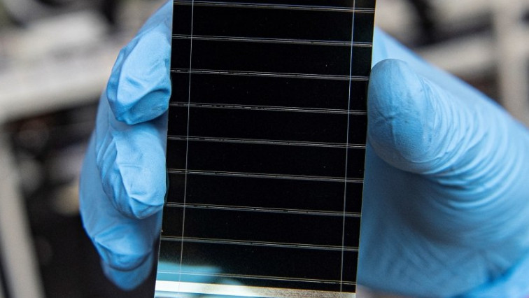 New Technology of Perovskite Photovoltaic Cells