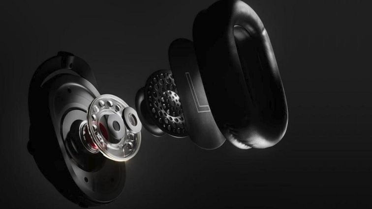 The Sixth Element Teams Up with Logitech, Corsair on Graphene-enhanced Headphones