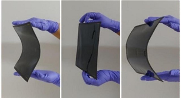 Flexible perovskite solar cells