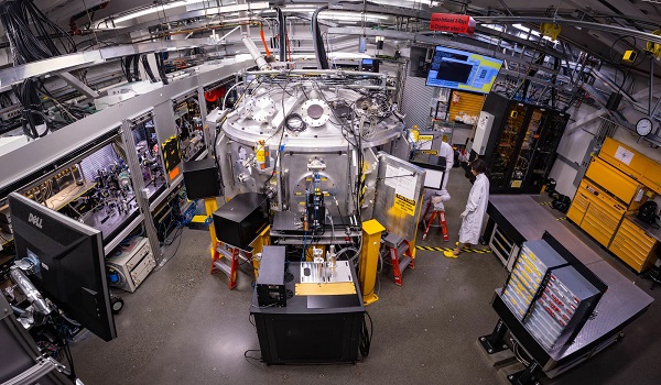 At the Matter in Extreme Conditions (MEC) instrument at SLAC’s Linac Coherent Light Source