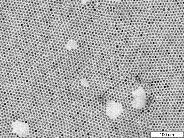 The lead sulphide nanoparticles, which are about eight nanometres (millionths of a millimetre) in size, initially arrange themselves into a layer with hexagonal symmetry