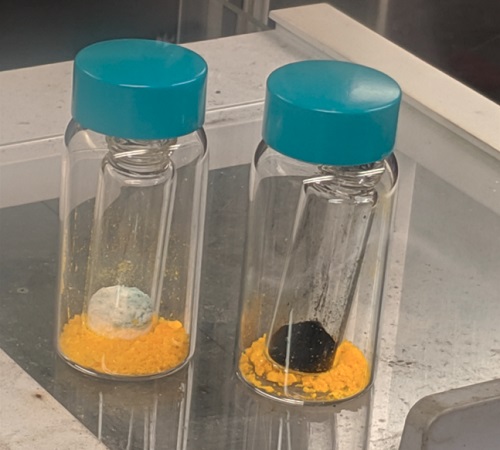 Caption: Two vials showing the start of the redox reaction on the left and the end of the reaction on the right